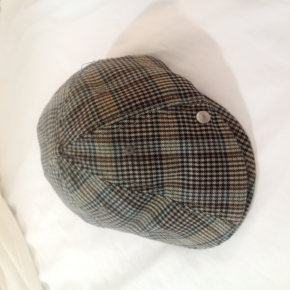 Perry Ellis Mens Suiting Driver Golf Hat plaid size S/m Excellent Condition